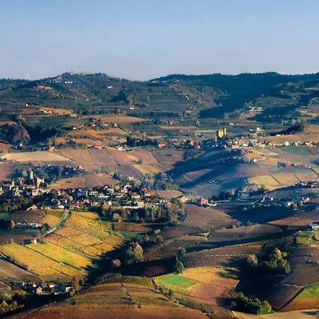 アパート A 4 Chilometri Dal Belvedere Piu Delle Langhe ラ・モッラ
